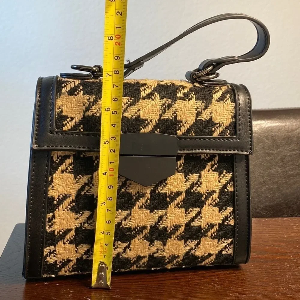 HOUNDSTOOTH CROSS BODY BAG - Picture 4 of 5